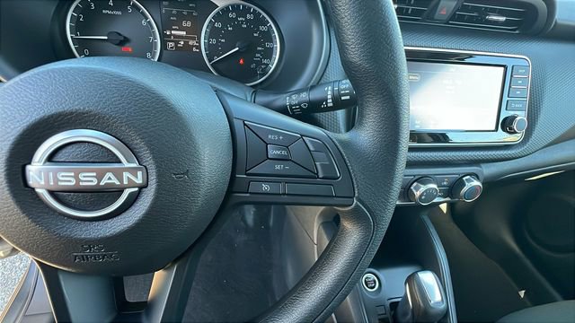 New 2025 Nissan Kicks Play S image 27
