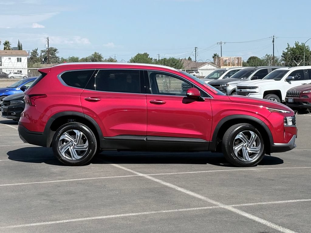 Used 2023 Hyundai Santa Fe SEL w/ Cargo Package FWD image 4