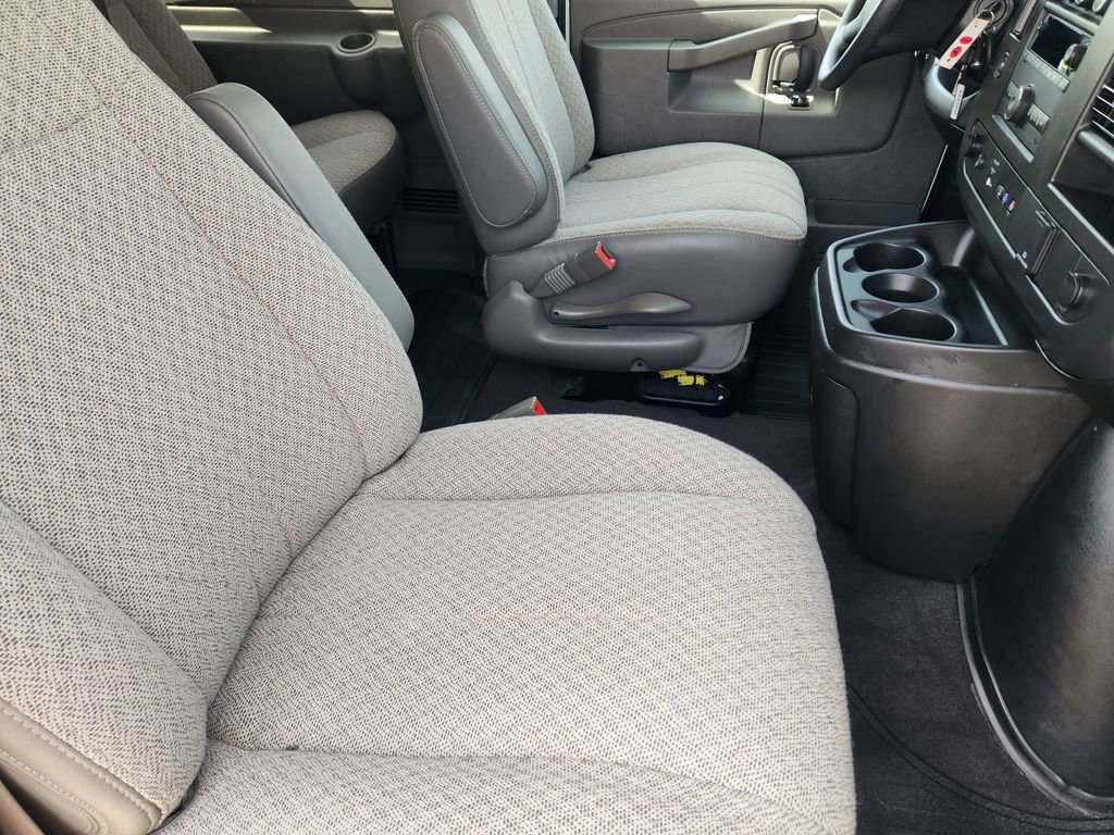 Certified 2025 Chevrolet Express 3500 LS RWD image 14
