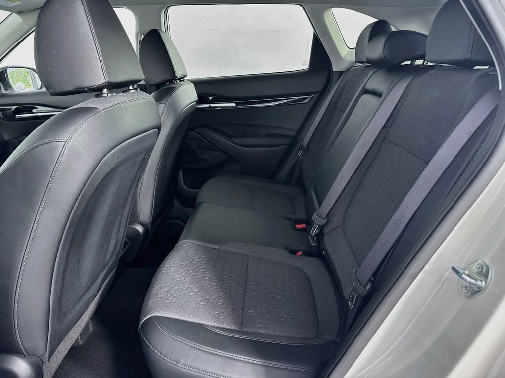 Used 2024 Kia Seltos S FWD image 35