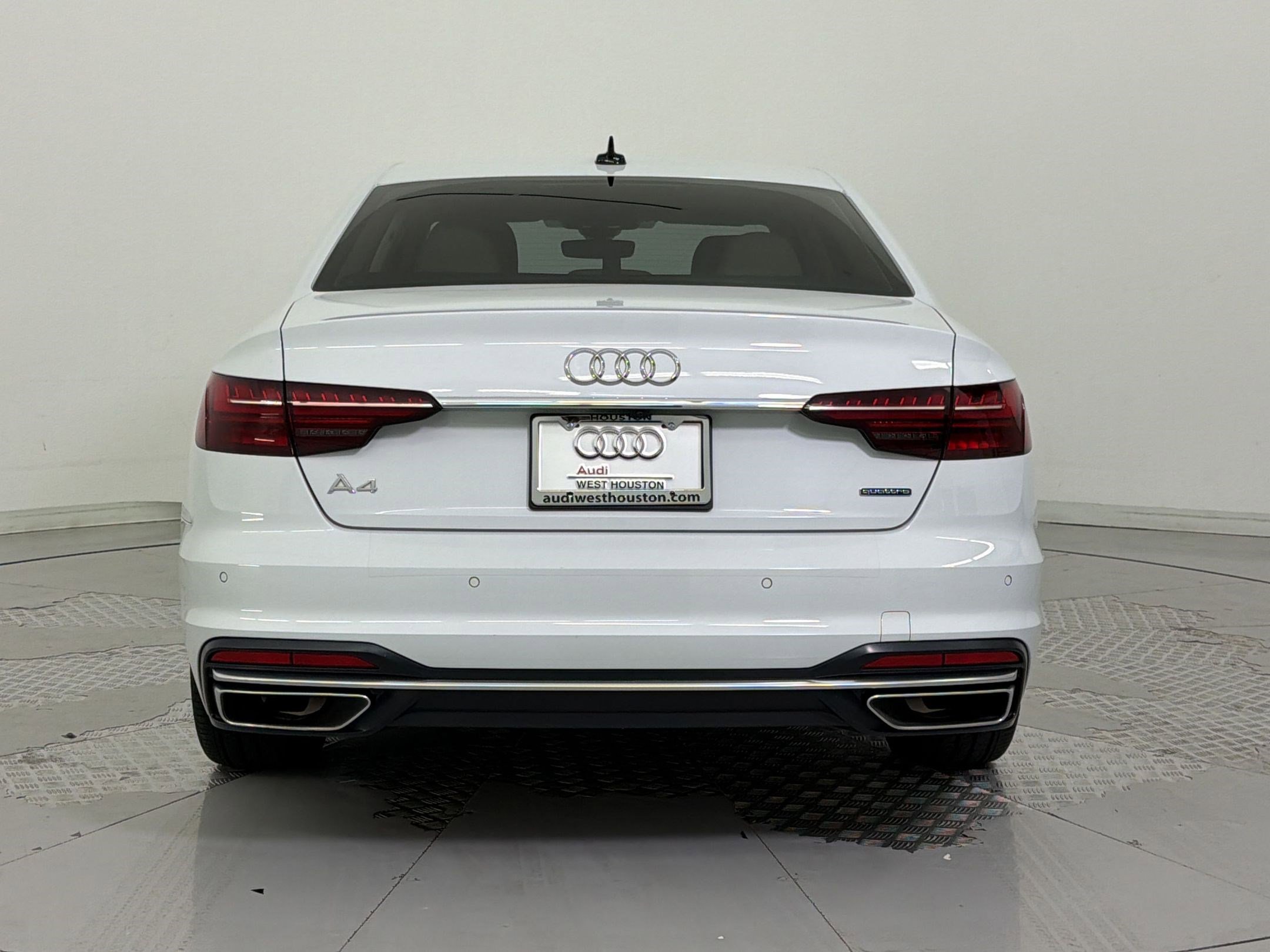 Used 2023 Audi A4 2.0T Premium Plus w/ Premium Plus Package AWD/4WD image 10