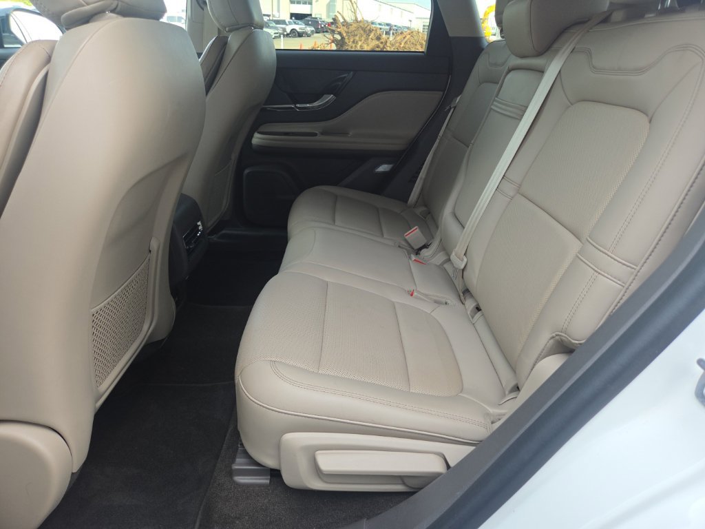 Used 2024 Lincoln Corsair Reserve FWD image 33