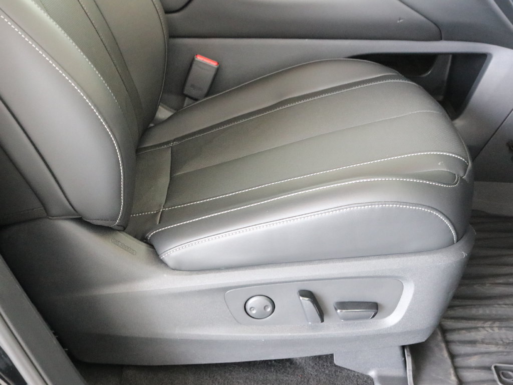 Used 2025 INFINITI QX60 Pure w/ Cargo Package AWD/4WD image 48