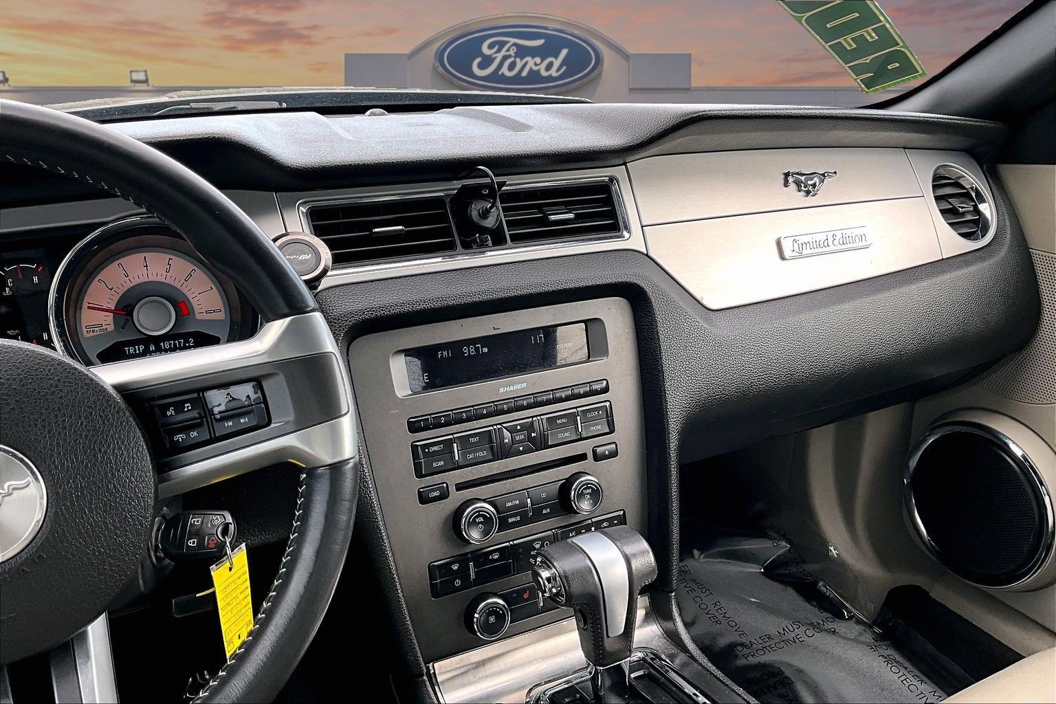 Used 2011 Ford Mustang GT Premium w/ Comfort Pkg RWD image 6