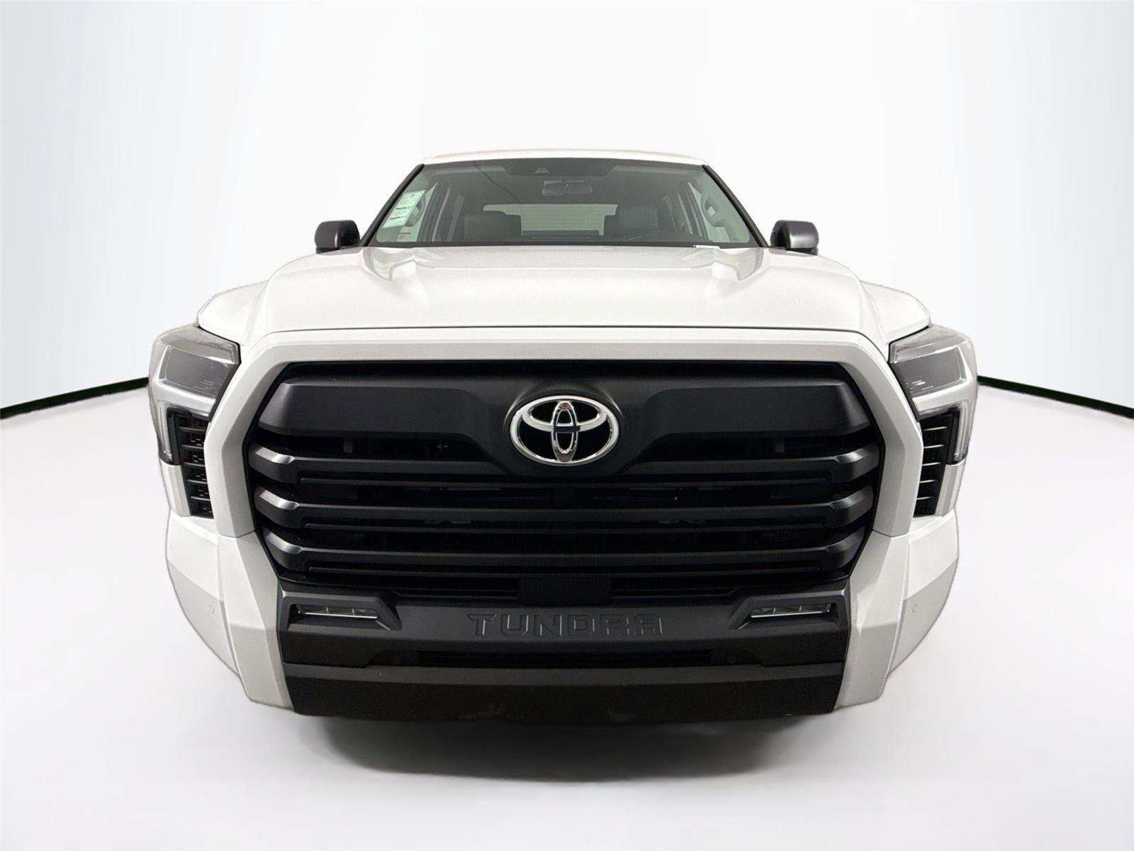 Used 2024 Toyota Tundra SR5 w/ SR5 Premium Package image 9