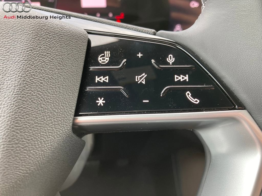 New 2025 Audi Q5 Premium Plus image 32
