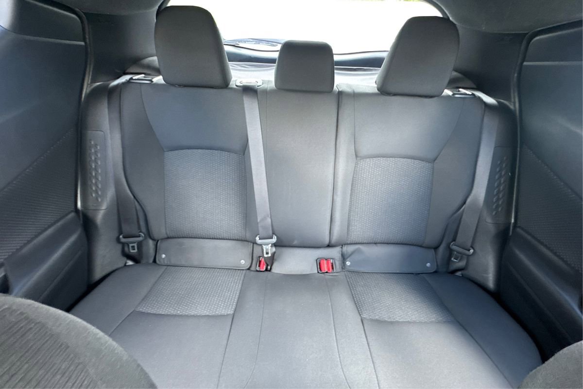 Used 2018 Toyota C-HR XLE FWD image 13