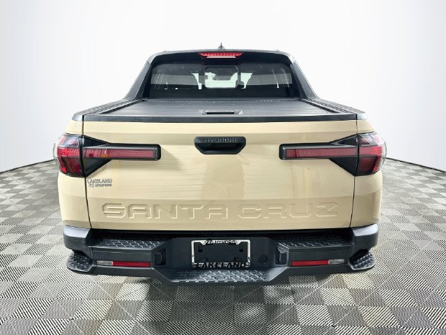 Used 2022 Hyundai Santa Cruz SEL w/ Activity Package FWD image 4