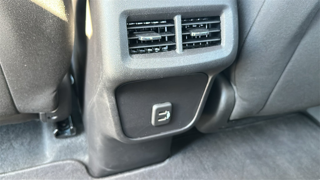 Used 2024 Chevrolet Equinox LT AWD/4WD image 27