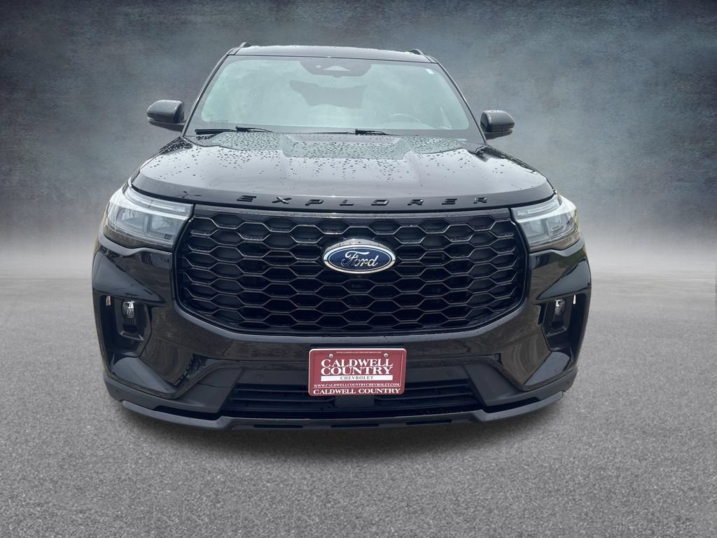 Used 2025 Ford Explorer ST-Line w/ ST-Line Street Pack AWD/4WD image 9