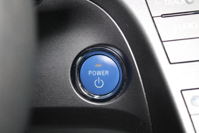 Used 2014 Toyota Prius Two FWD image 14