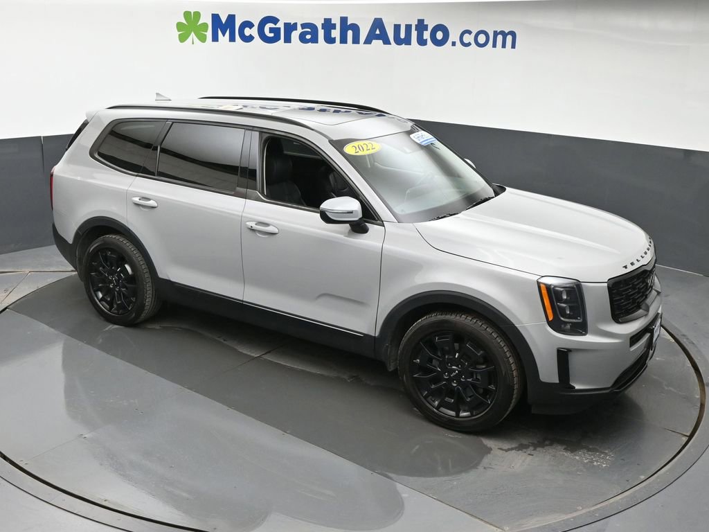 Used 2022 Kia Telluride EX w/ EX Premium Package image 3