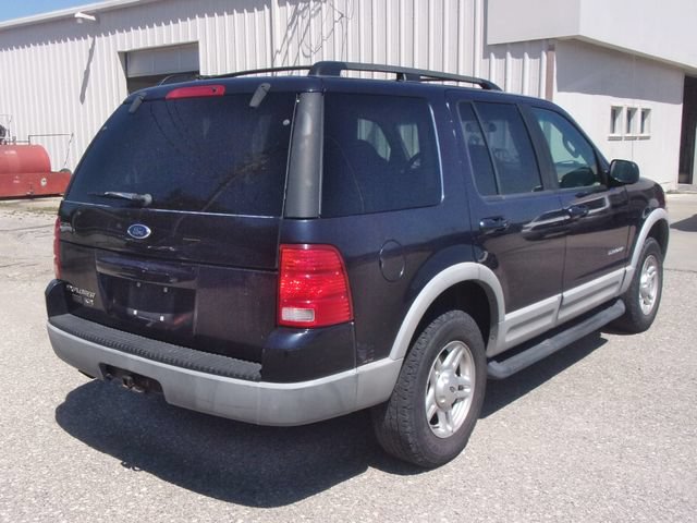 Used 2002 Ford Explorer XLT AWD/4WD image 7