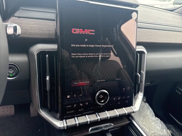 New 2026 GMC Acadia Denali w/ Super Cruise Package AWD/4WD image 21