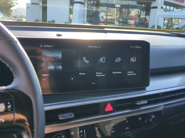 Certified 2026 Kia Sorento LX FWD image 21