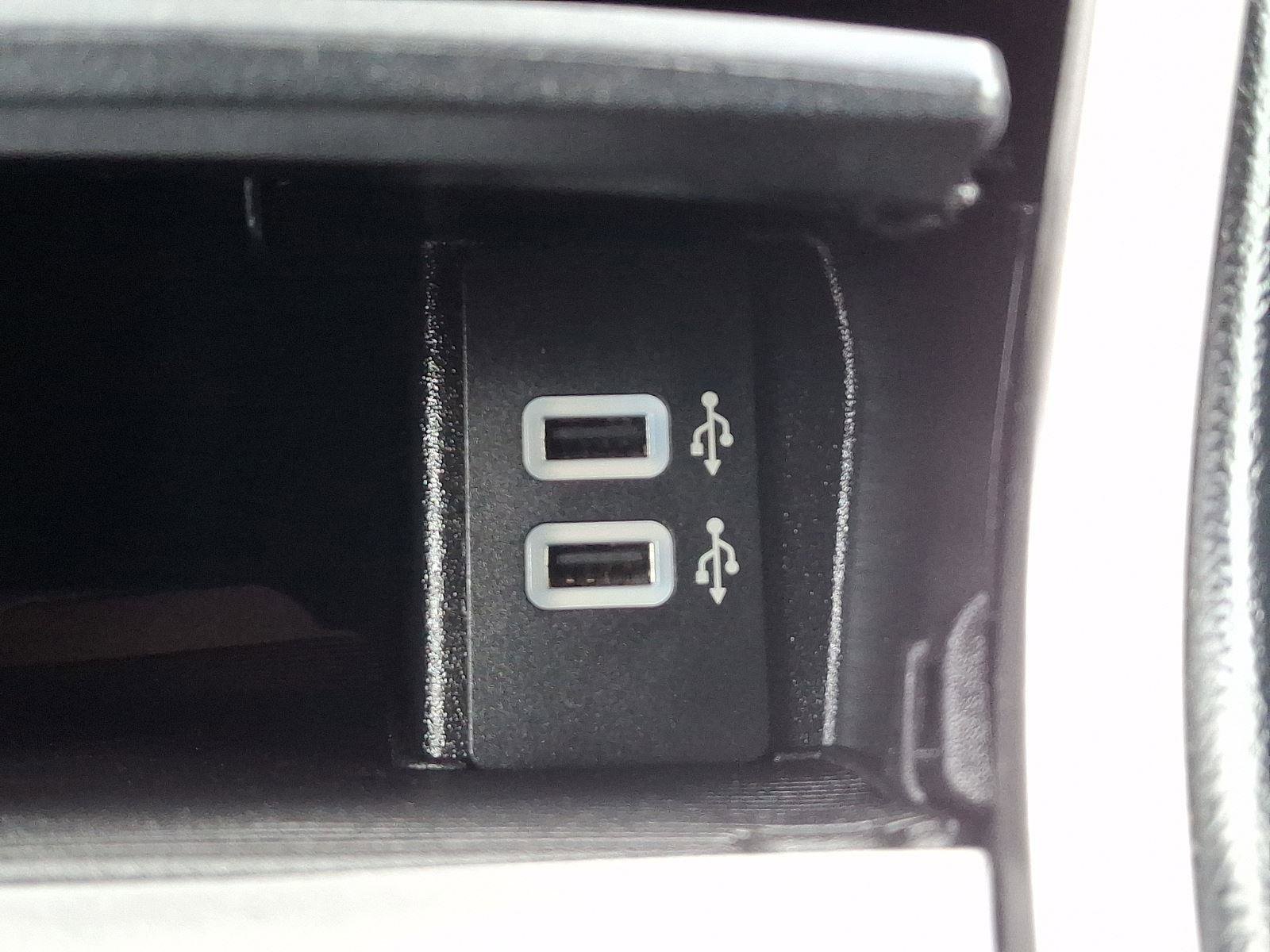 Used 2018 Ford Edge SEL w/ Equipment Group 201A image 24