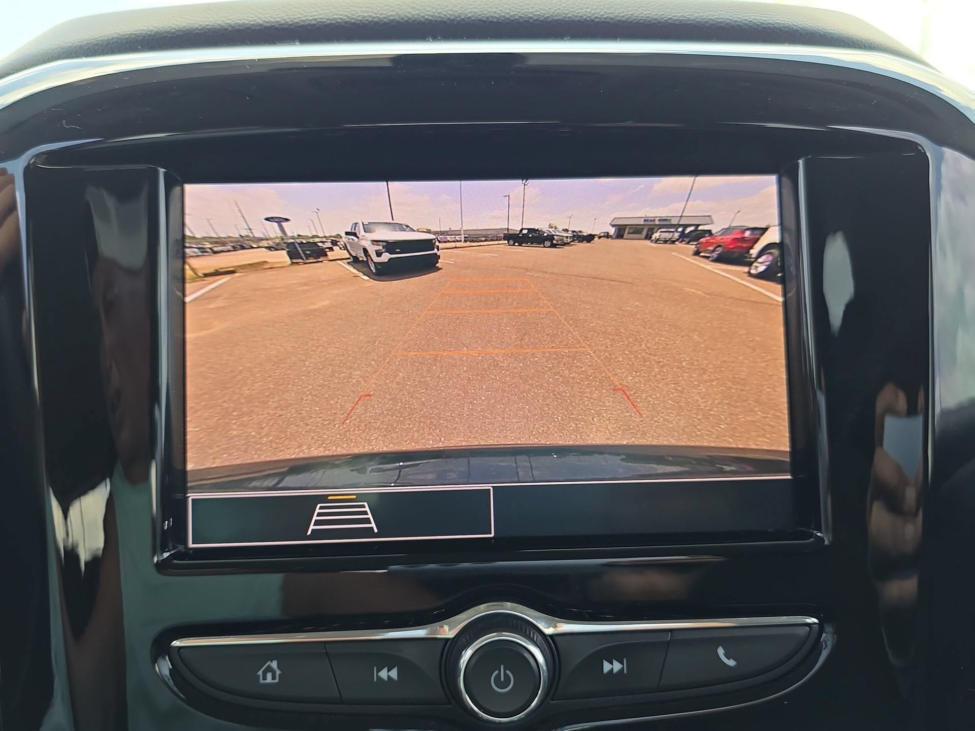 Used 2020 Chevrolet Traverse LS w/ LPO, Blackout Package FWD image 24