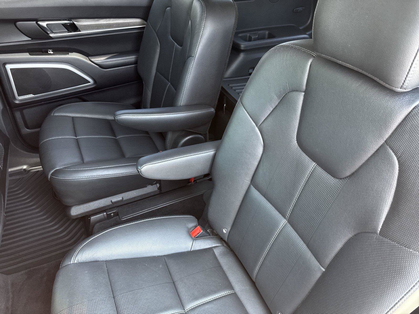 Used 2020 Kia Telluride EX w/ EX Premium Package AWD/4WD image 33