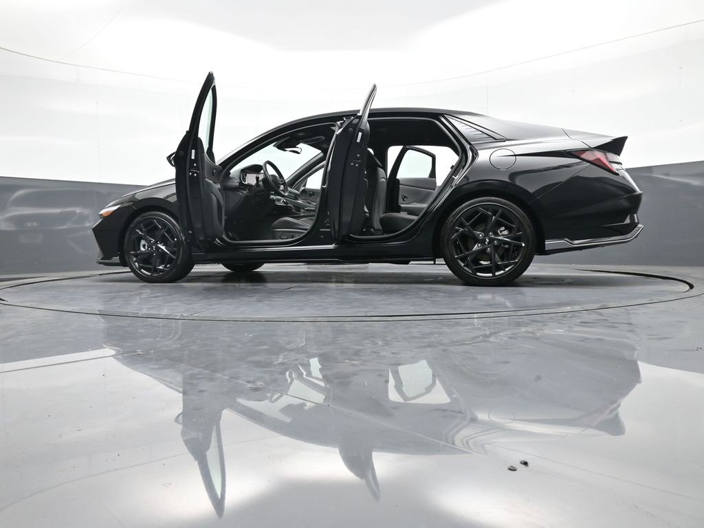 Used 2025 Hyundai Elantra N Line image 48