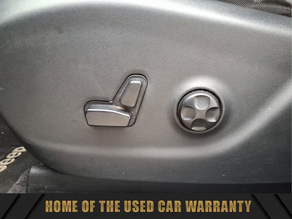 Used 2018 Jeep Cherokee Limited w/ High Altitude Package image 25