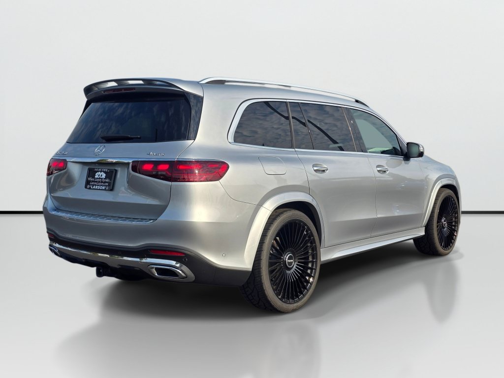 Used 2024 Mercedes-Benz GLS 450 4MATIC image 6