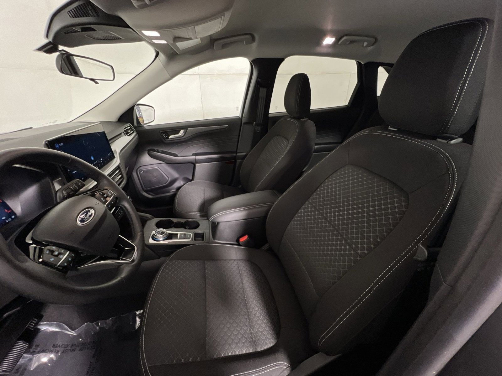 Used 2023 Ford Escape Active w/ Tech Pack #2 FWD image 13