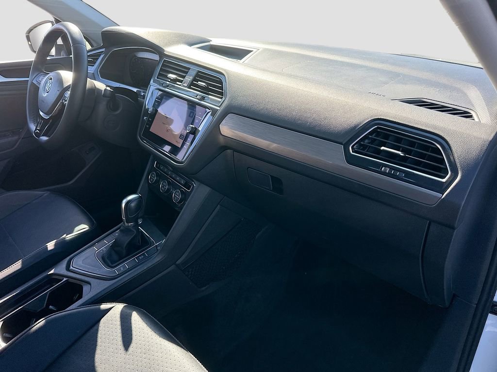 Used 2019 Volkswagen Tiguan SEL image 30