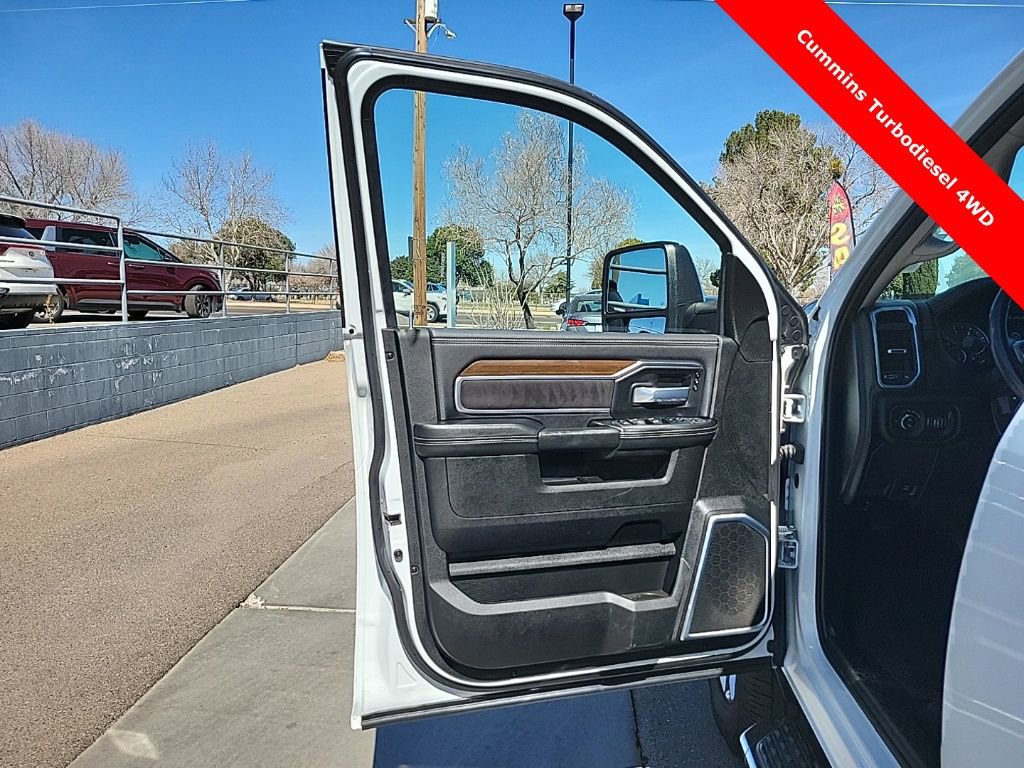 Used 2024 RAM 2500 Laramie image 12