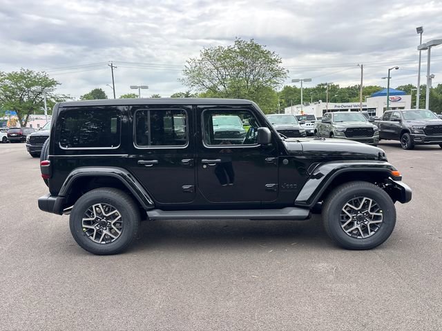New 2026 Jeep Wrangler Unlimited Sahara AWD/4WD image 28