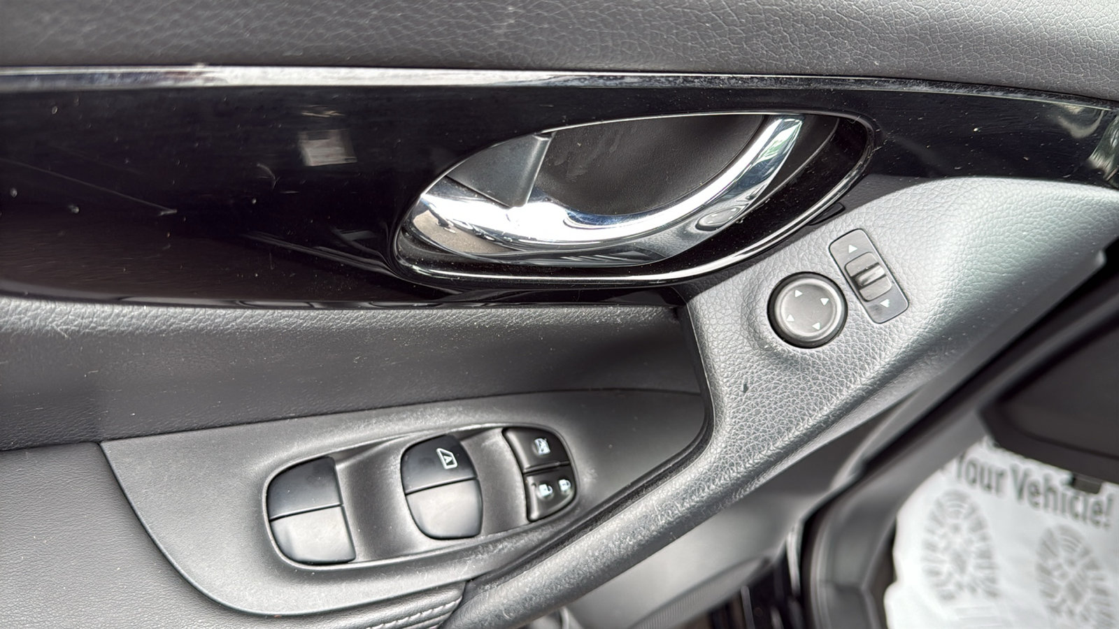 Certified 2021 Nissan Rogue Sport SV AWD/4WD image 7