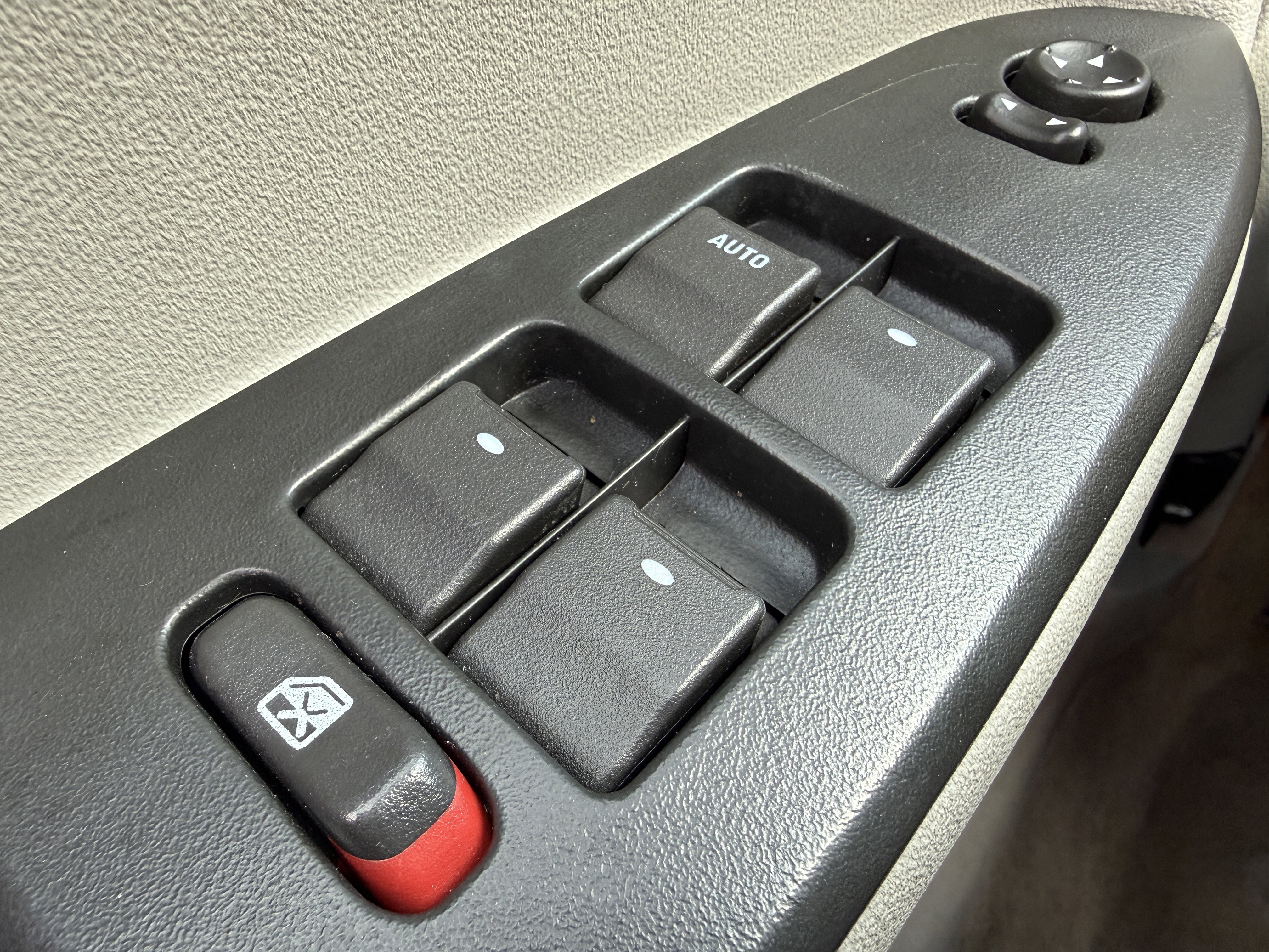 Used 2012 Chevrolet Impala LS image 28