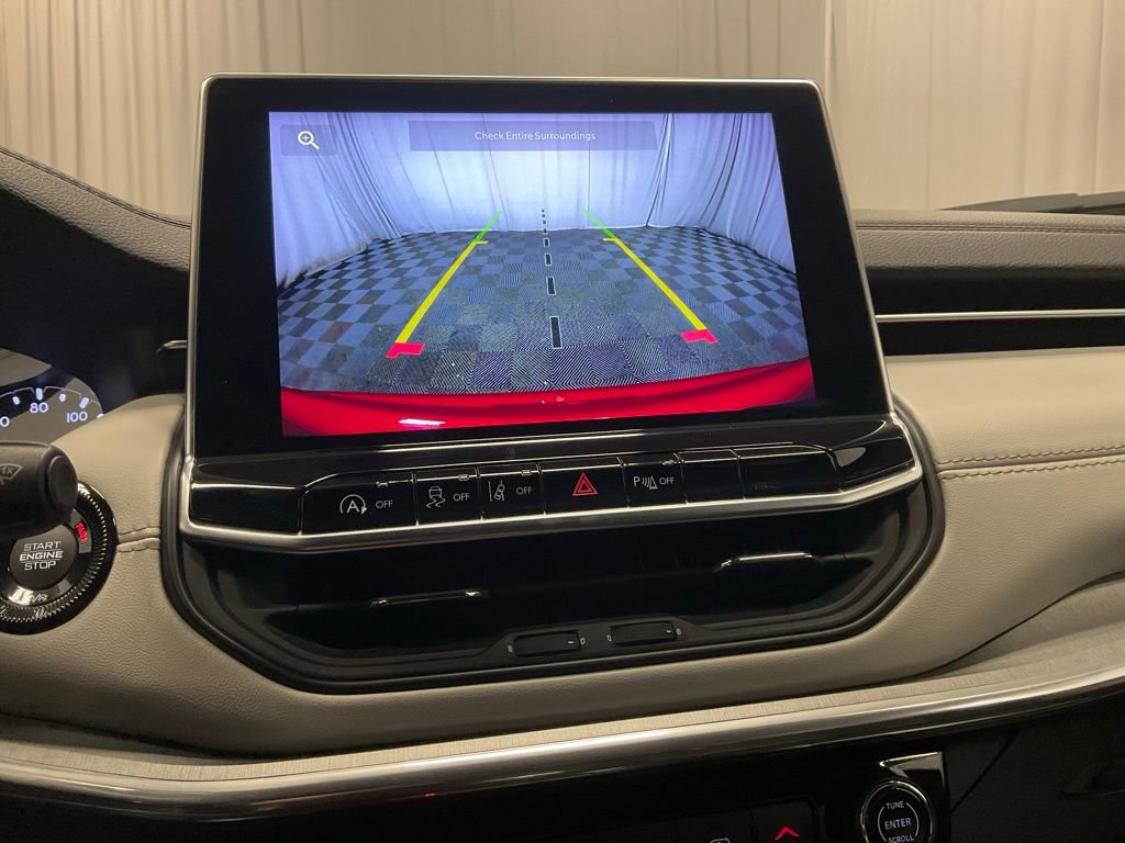 Used 2024 Jeep Compass Limited image 7