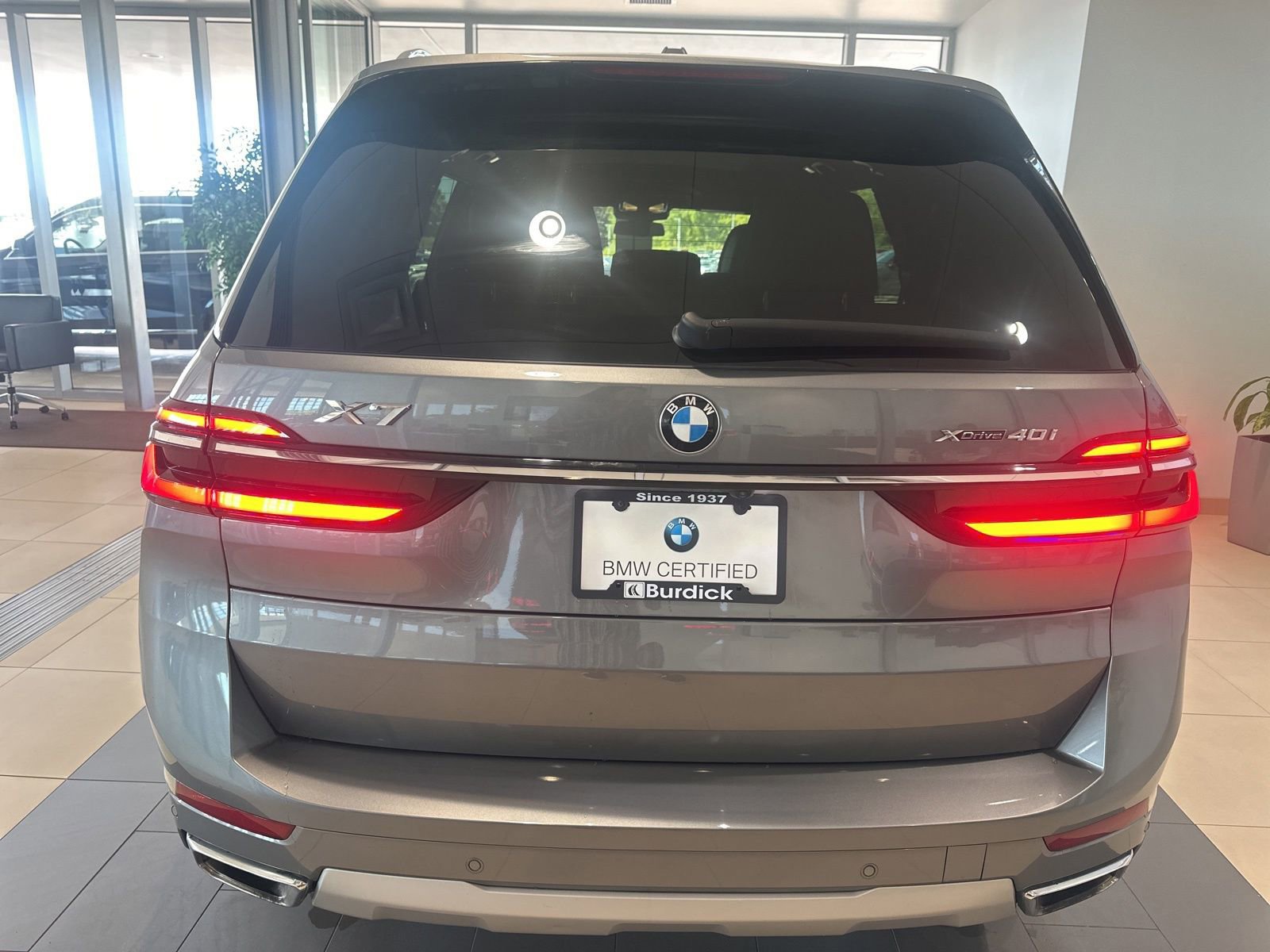 Certified 2023 BMW X7 xDrive40i w/ Premium Package image 18