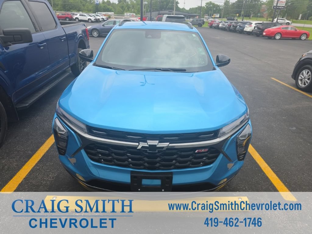 Used 2025 Chevrolet Trax RS w/ Driver Confidence Package FWD image 8