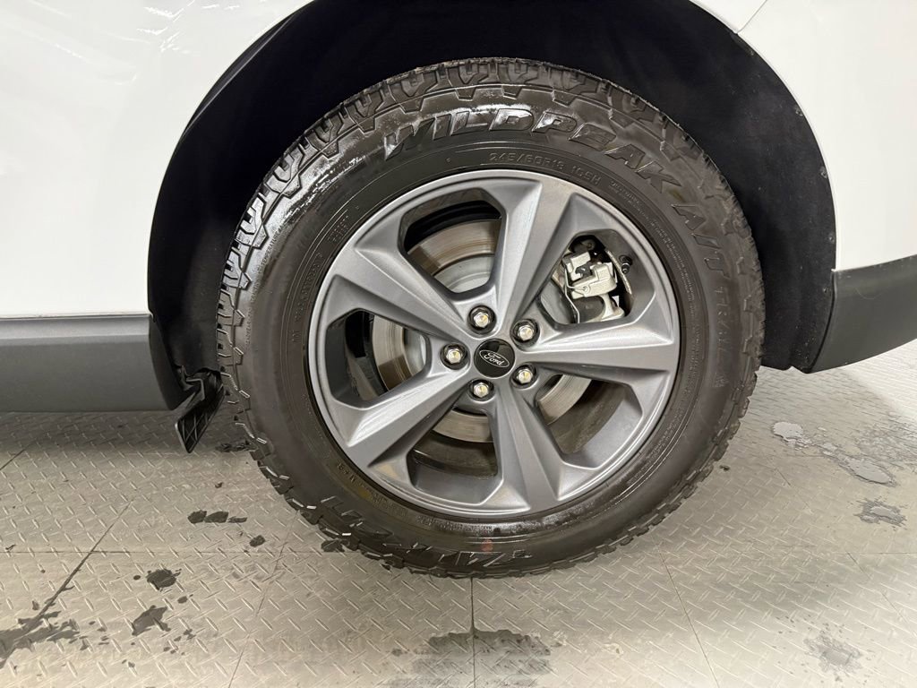Used 2022 Ford Edge SEL w/ Sport Appearance Package AWD/4WD image 7