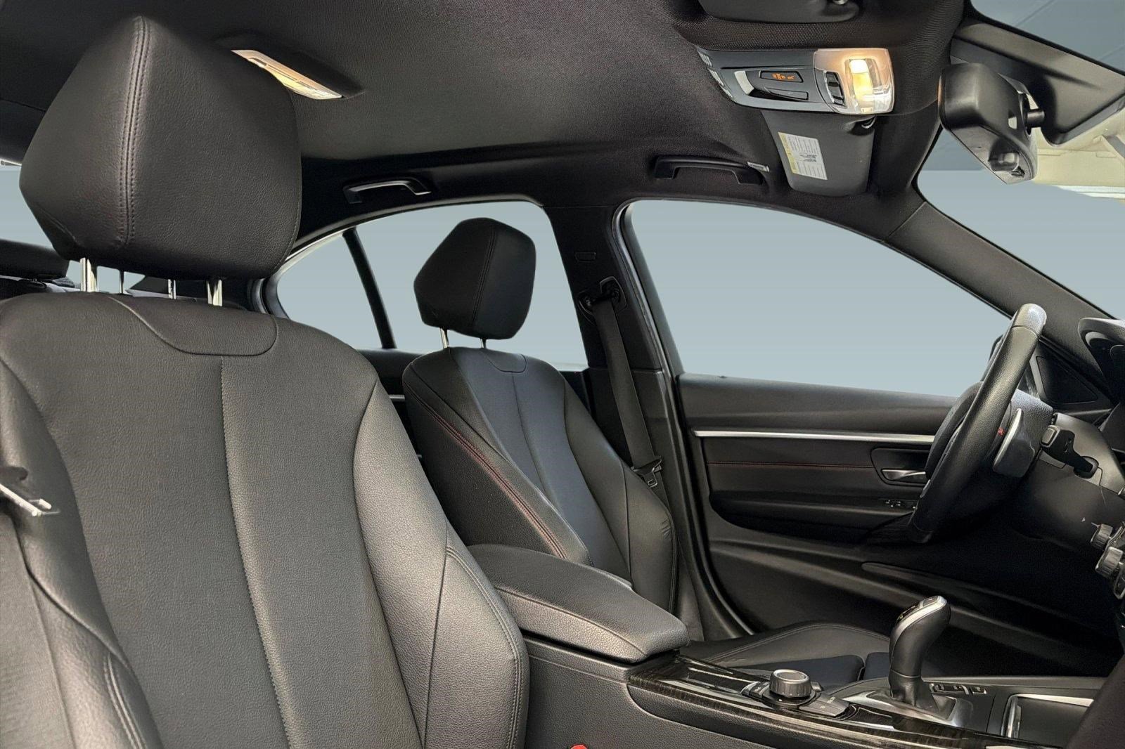 Used 2016 BMW 328i Sedan RWD image 15