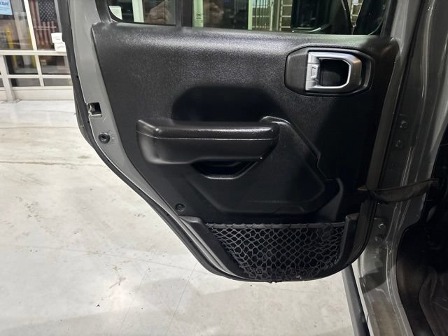 Used 2021 Jeep Gladiator Sport AWD/4WD image 15
