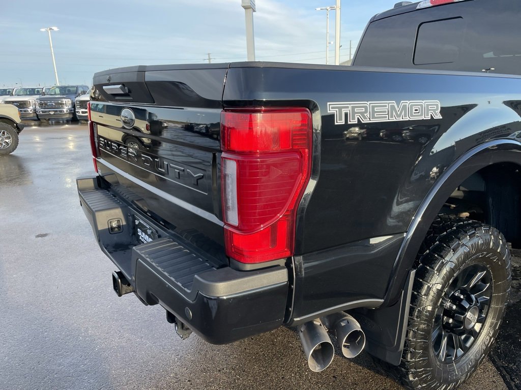 Used 2022 Ford F250 Lariat w/ Tremor Off-Road Package image 37