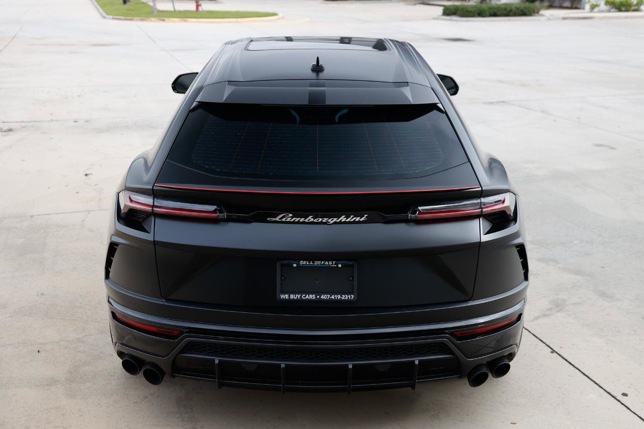 Used 2020 Lamborghini Urus image 11