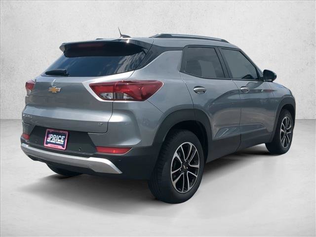 Used 2024 Chevrolet TrailBlazer LT w/ Driver Confidence Package FWD image 5