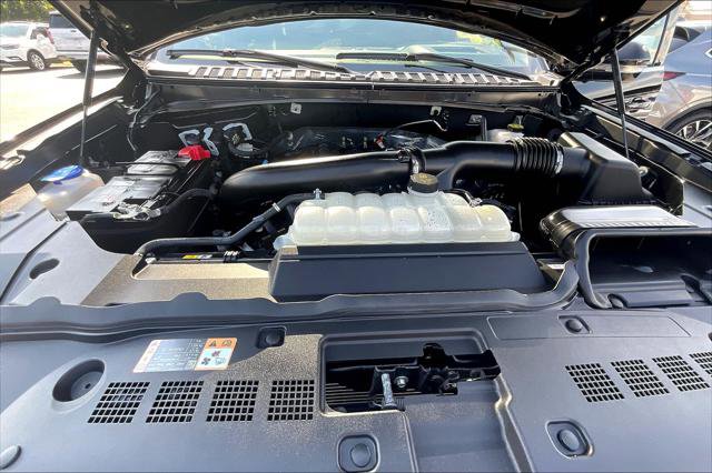 Used 2024 Lincoln Navigator Reserve w/ Monochromatic Package image 28