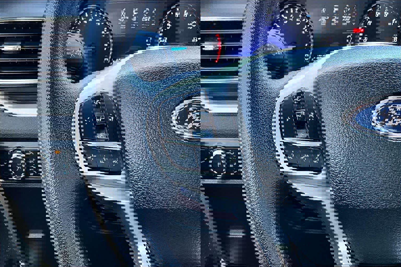 Certified 2023 Ford Explorer XLT w/ Equipment Group 202A image 24