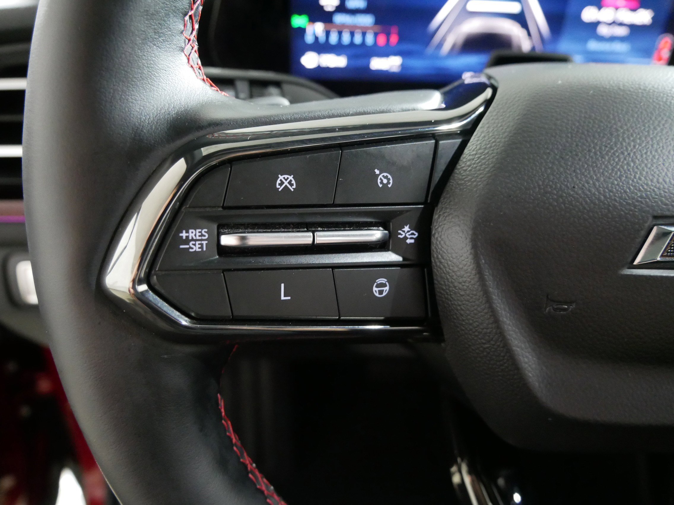 Used 2024 Chevrolet Traverse RS w/ LPO, Floor Liner Package image 27