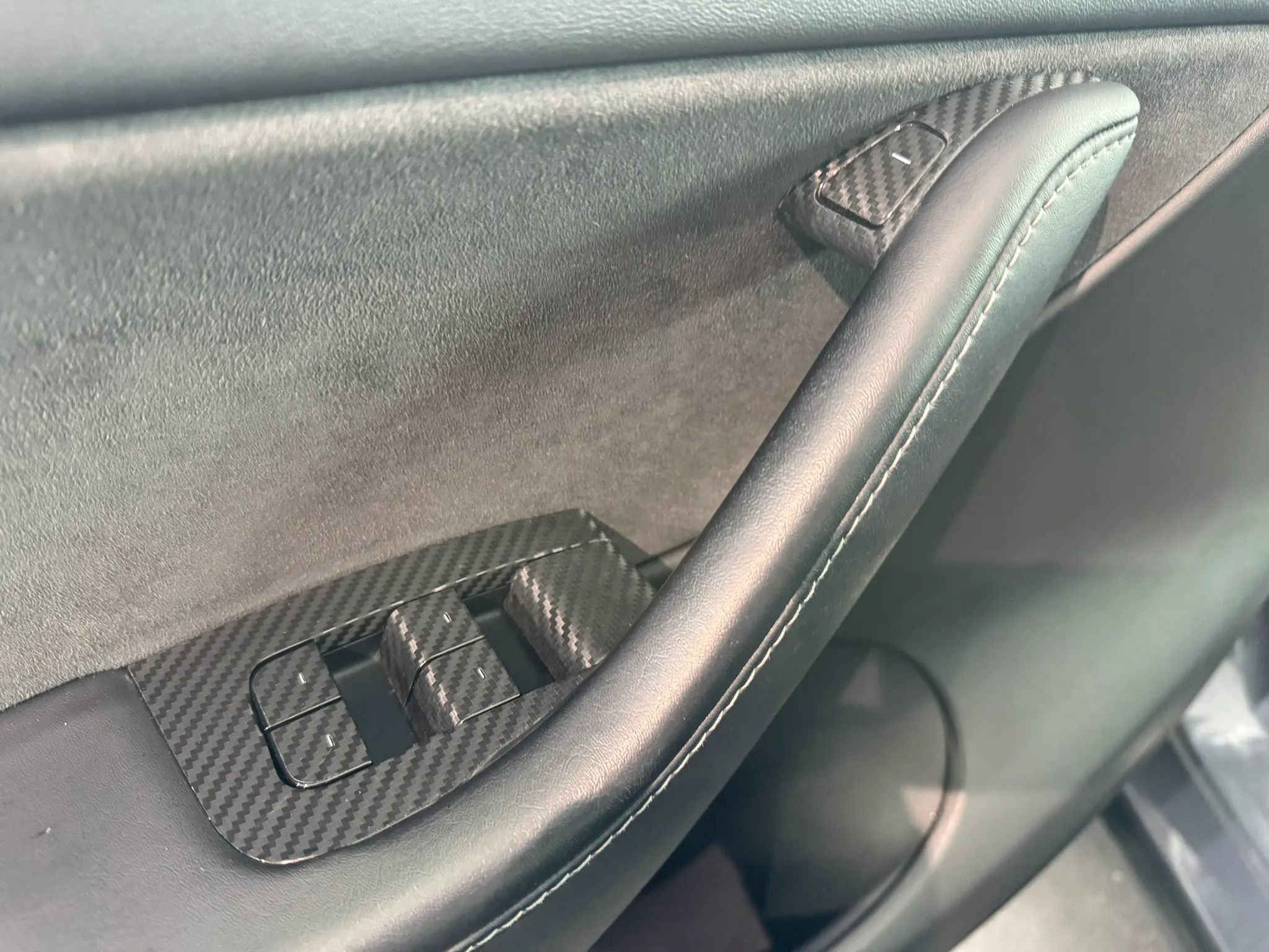 Used 2020 Tesla Model Y Long Range image 23