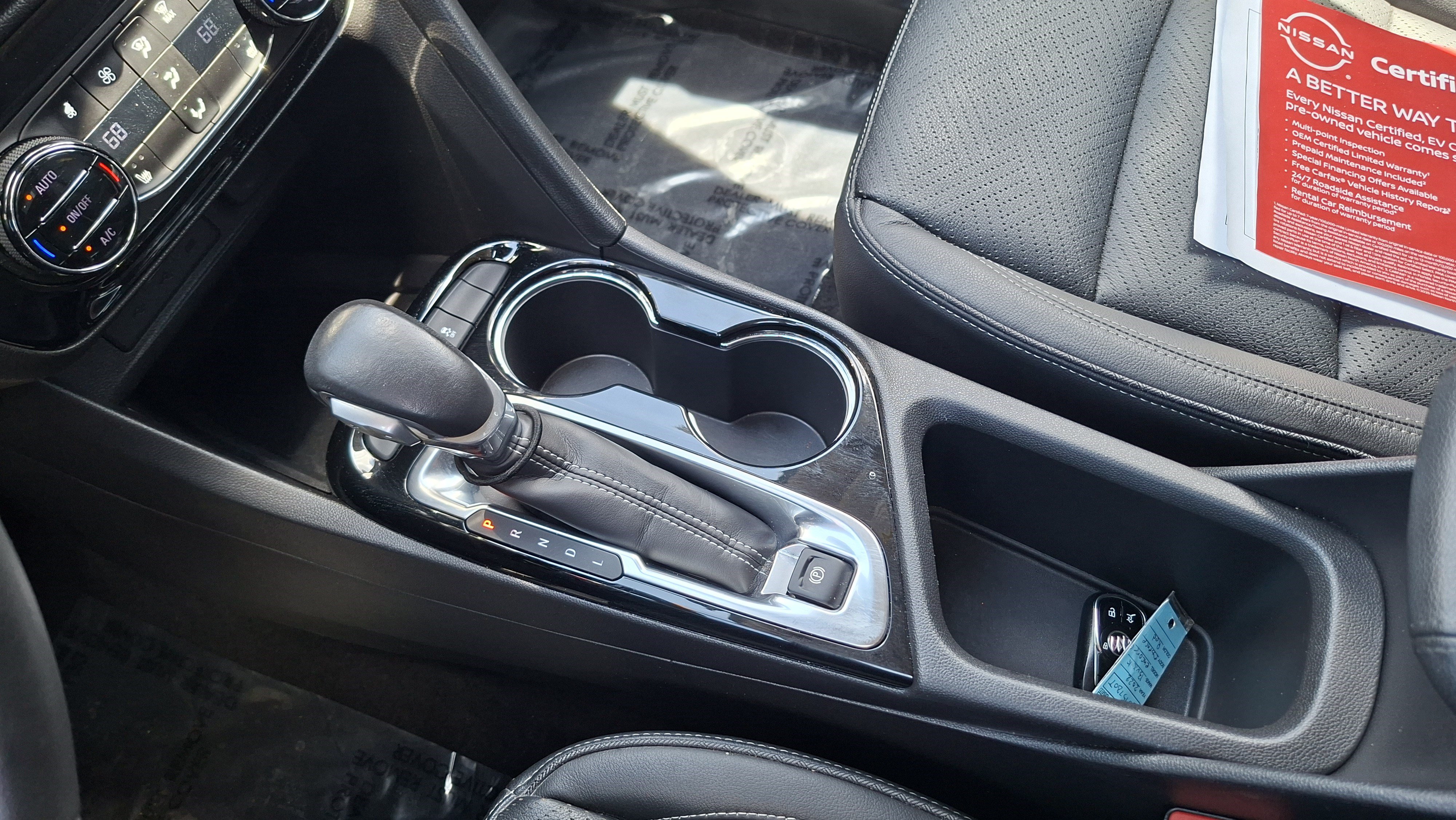Used 2022 Buick Encore GX Essence w/ Sport Touring Package FWD image 16