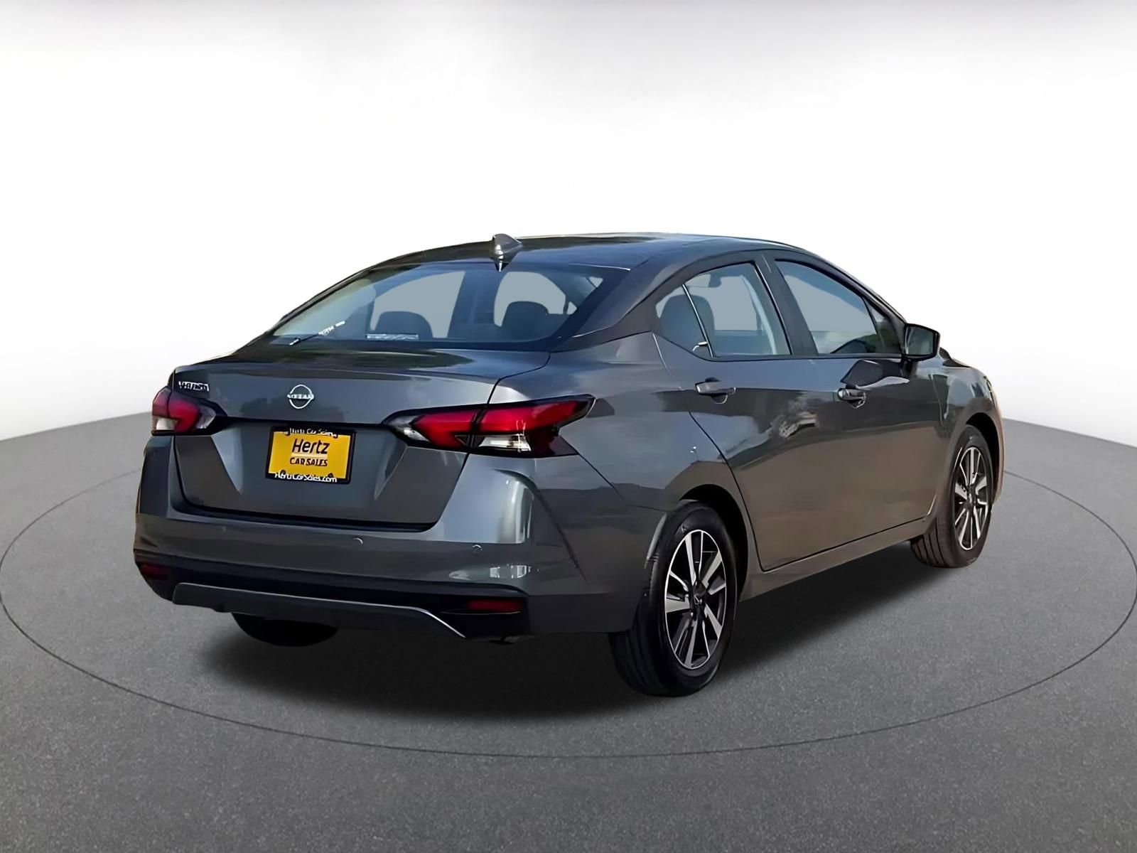 Used 2025 Nissan Versa SV image 14