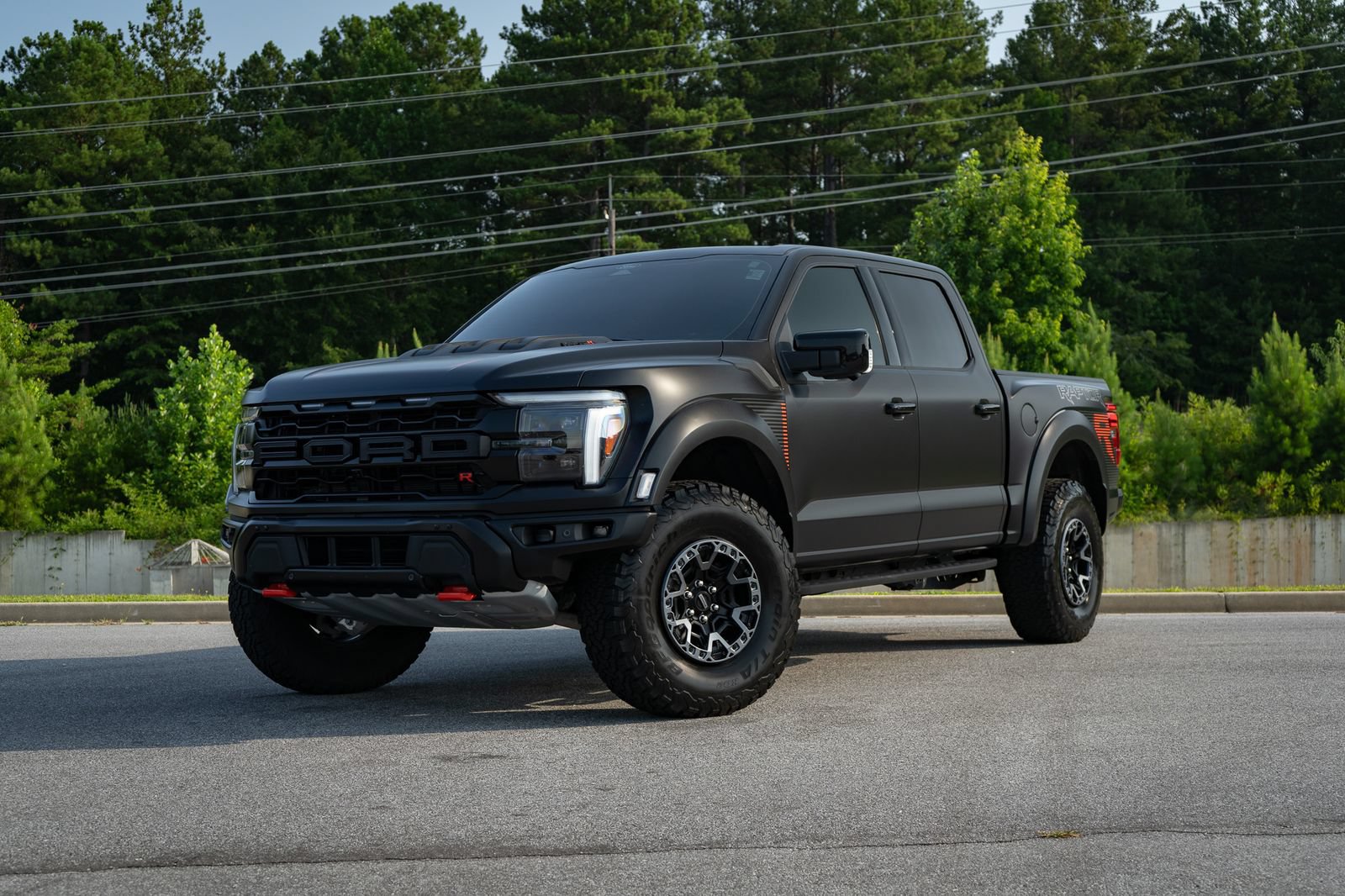 Used 2025 Ford F150 Raptor w/ Equipment Group 803A Raptor R AWD/4WD video 2