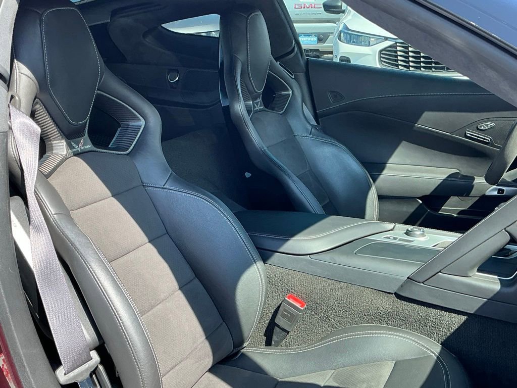 Used 2017 Chevrolet Corvette Stingray Coupe image 18