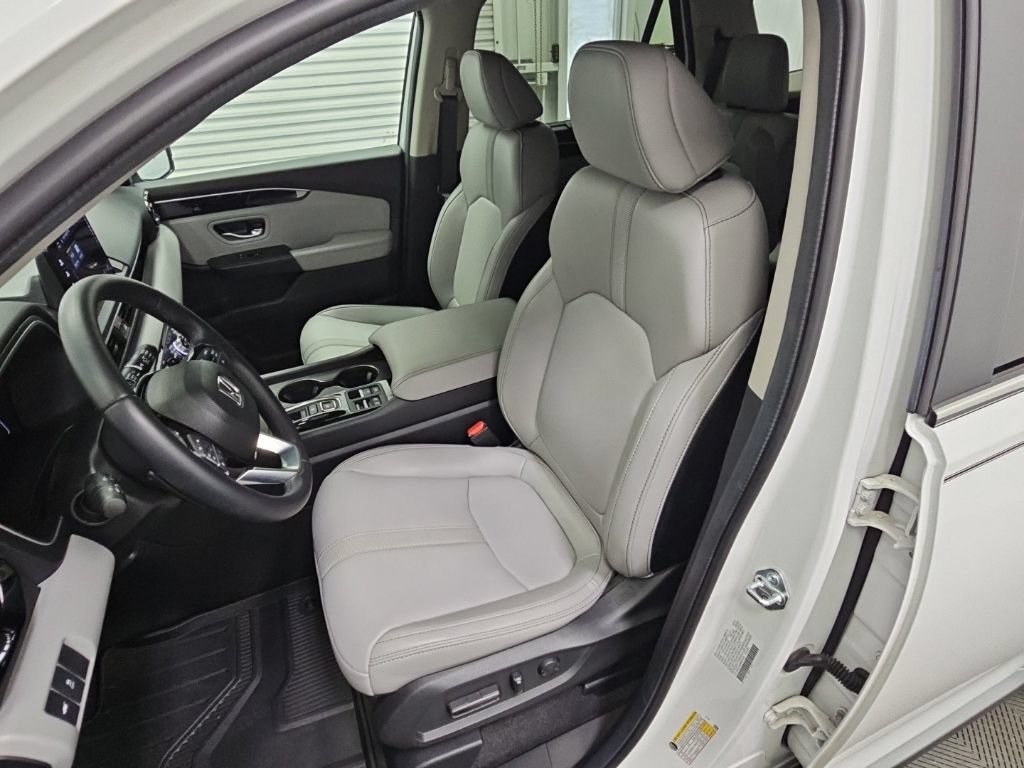 Used 2024 Honda Pilot EX-L image 28
