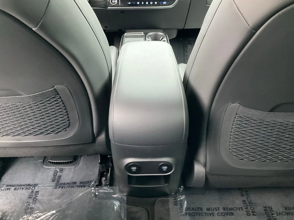 Used 2025 Hyundai Ioniq 5 SEL image 35